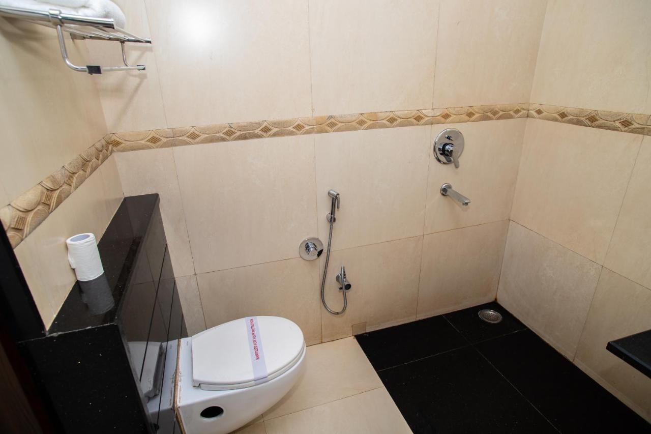 Hotel Simran Rāipur Zewnętrze zdjęcie